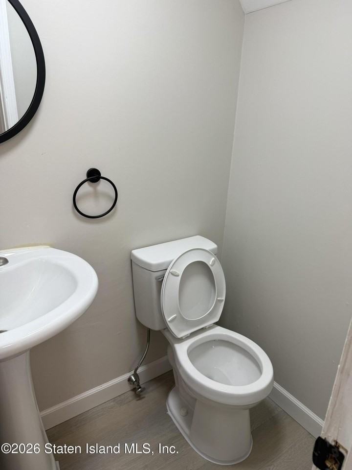214 Essex Dr #2 - Photo 6 of 11
