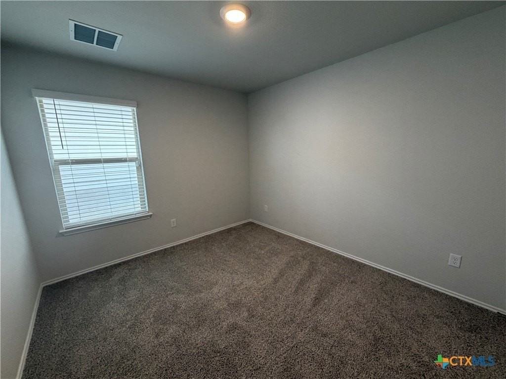 818 Mclellan Dr - Photo 5 of 15