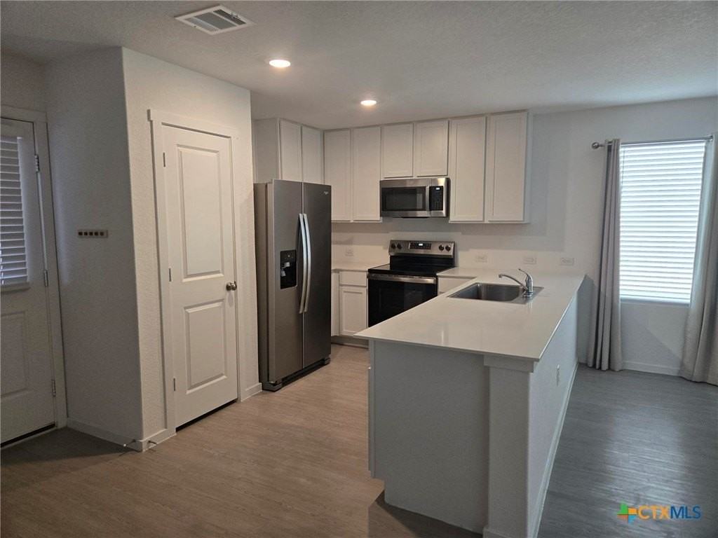 323 Alta Vista Ter - Photo 4 of 17