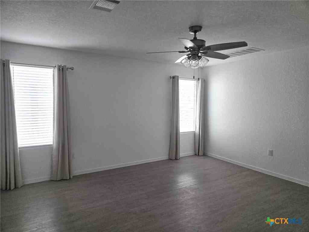 323 Alta Vista Ter - Photo 5 of 17