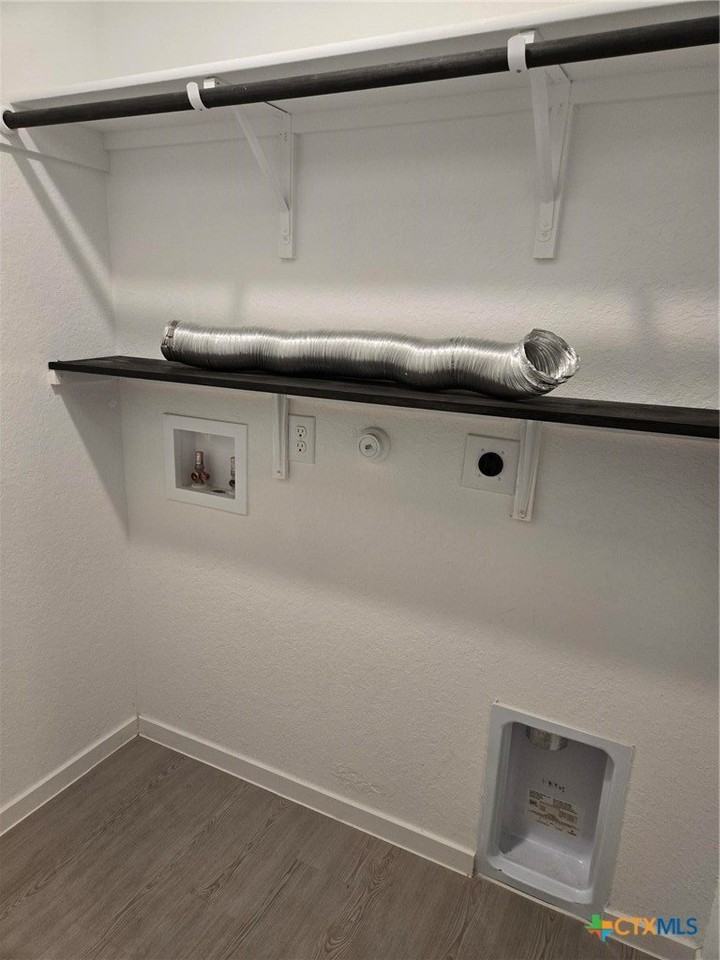 323 Alta Vista Ter - Photo 7 of 17
