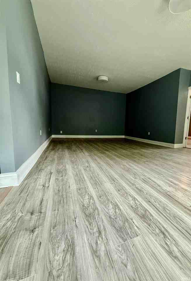 1514 W Louisiana St - Photo 3 of 15