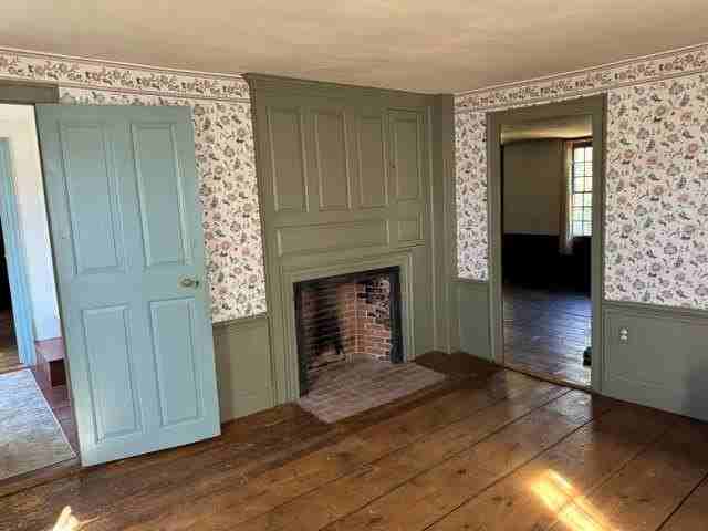172 Water St - Photo 5 of 14