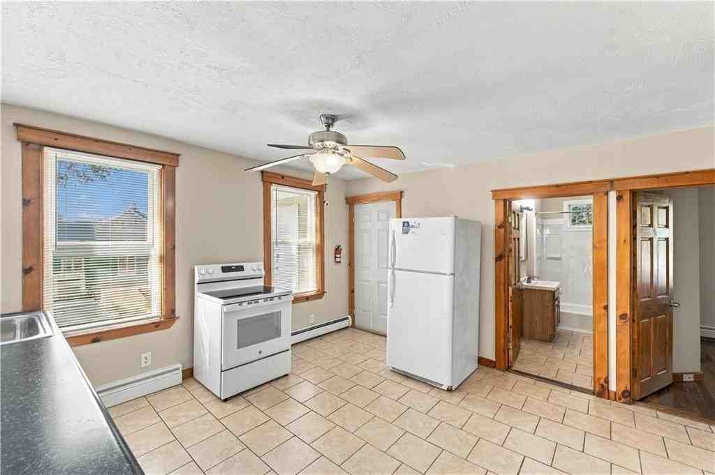 220 Willow St #1 - Photo 6 of 16