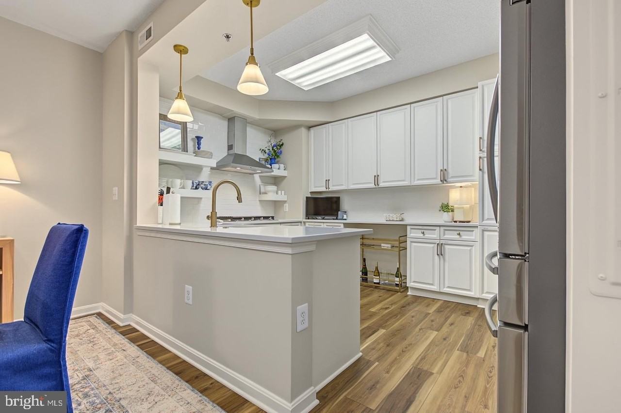 940 Astern Way #304 - Photo 6 of 50