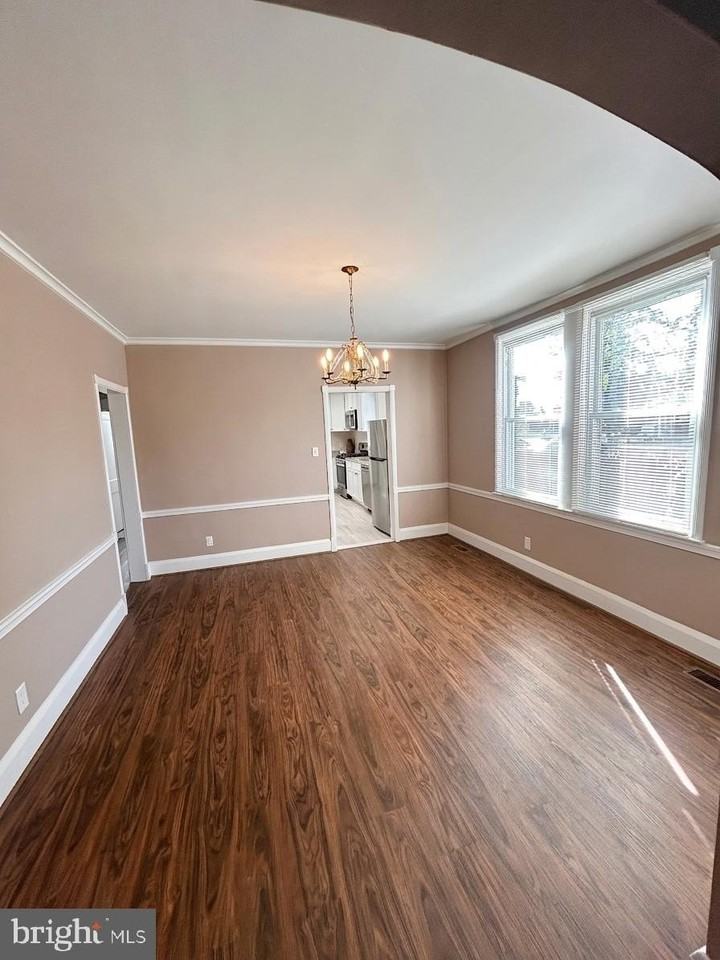 3405 Callaway Ave - Photo 2 of 16