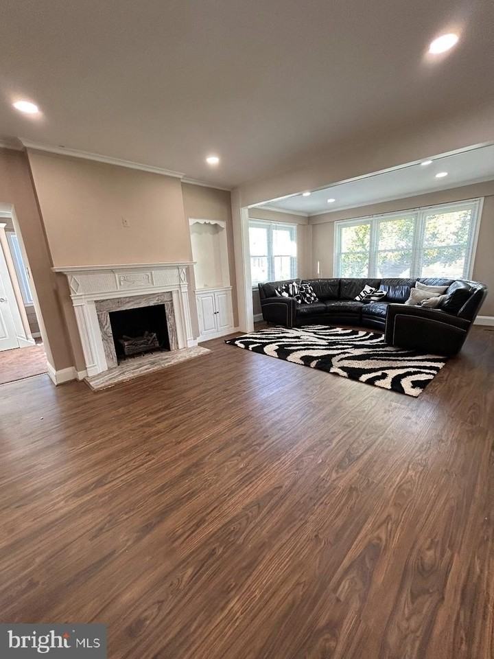 3405 Callaway Ave - Photo 3 of 16