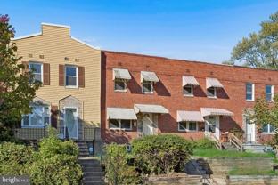 1716 Redwood Ave - Photo 1 of 1