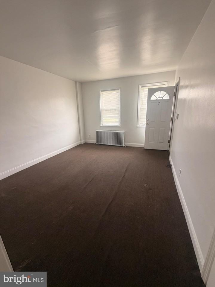 2936 Yorkway #1 - Photo 3 of 9