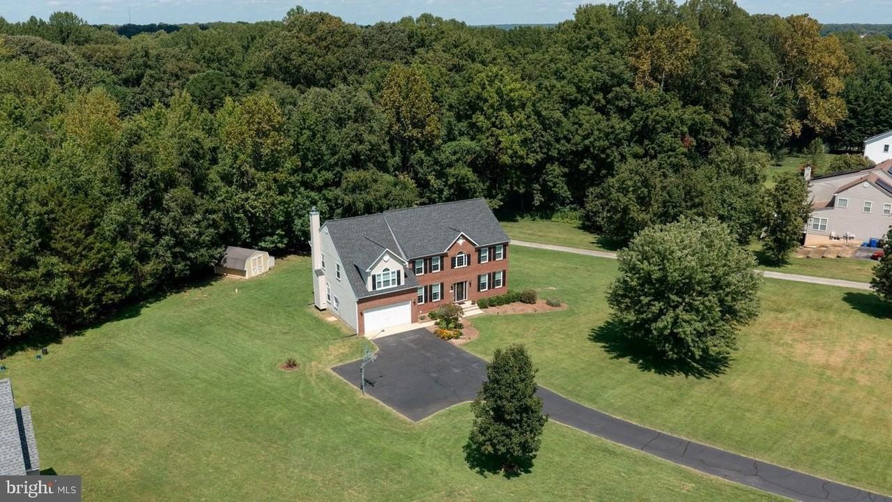 7975 Deepwater View Dr - Photo 5 of 50
