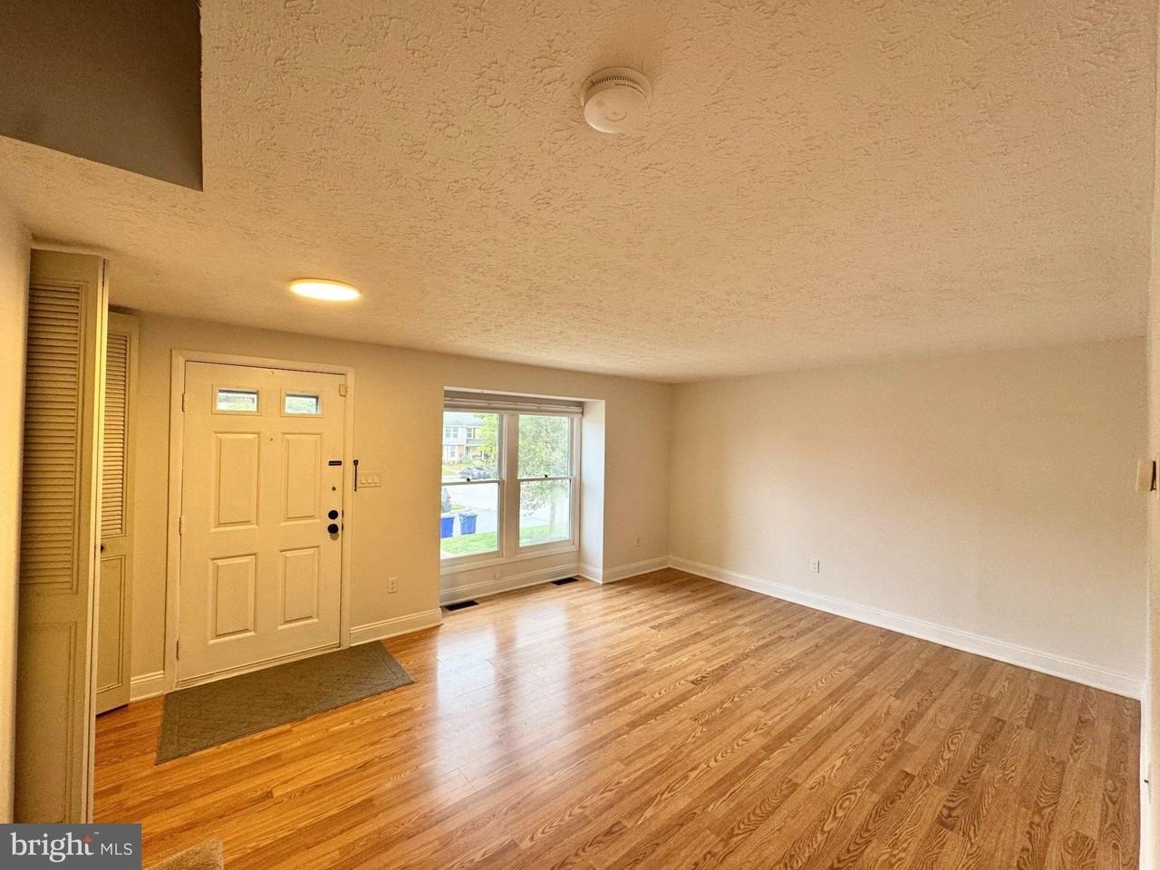 8003 Watermill Ct - Photo 2 of 17