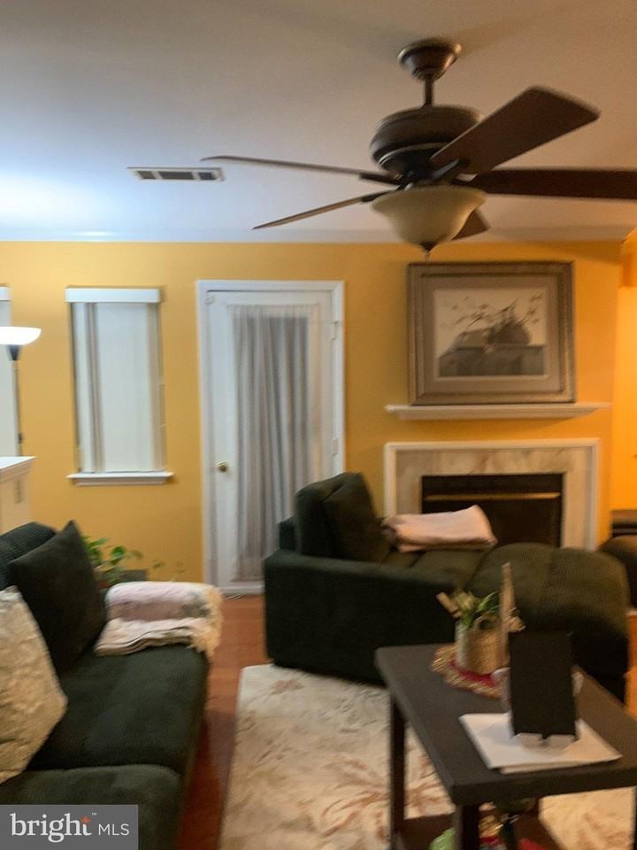 5800 INMAN Circle #350 - Photo 5 of 48