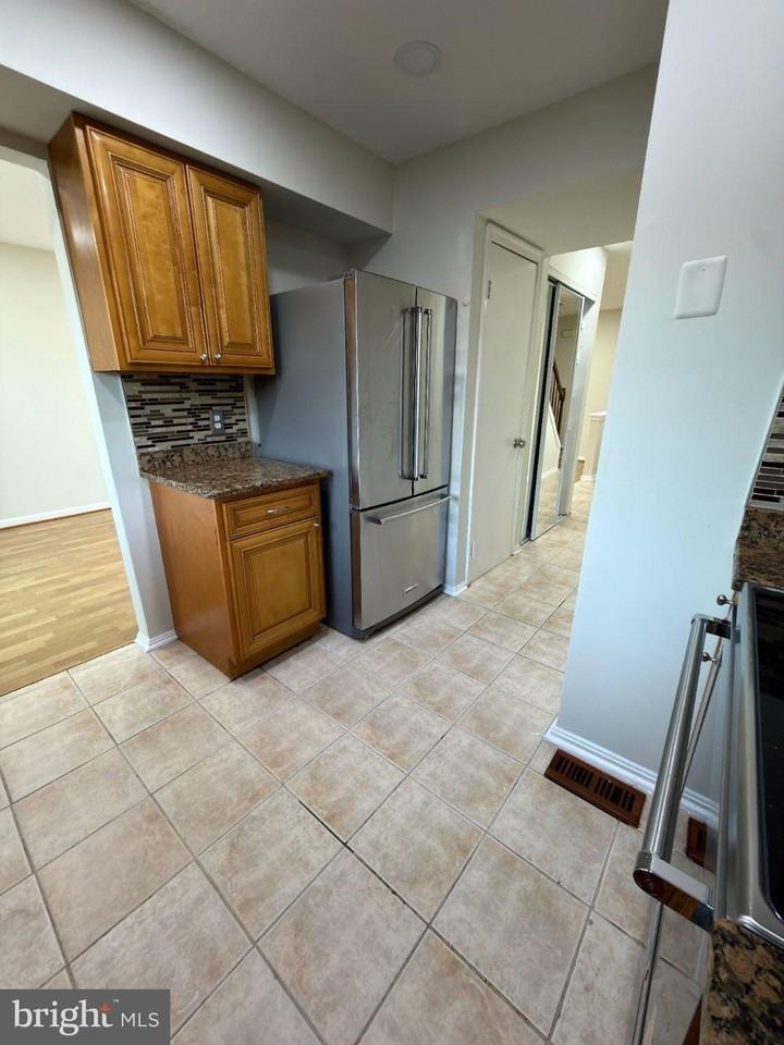 9 Gravenhurst Ct - Photo 6 of 21