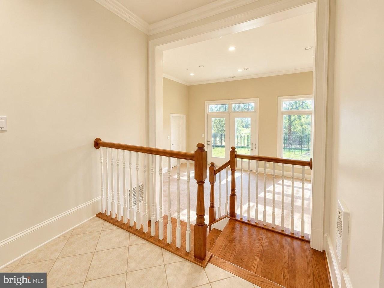 12447 Ansin Circle Dr - Photo 7 of 40