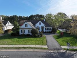 featured image of 28642 Clubhouse Dr