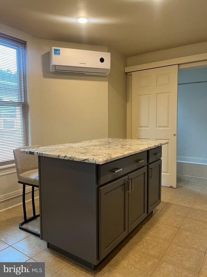 108 Harvard Ave - Photo 6 of 22