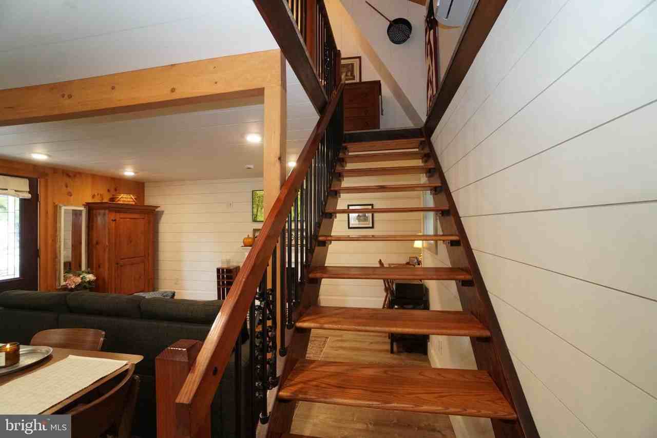 325 E Walnut St - Photo 7 of 15