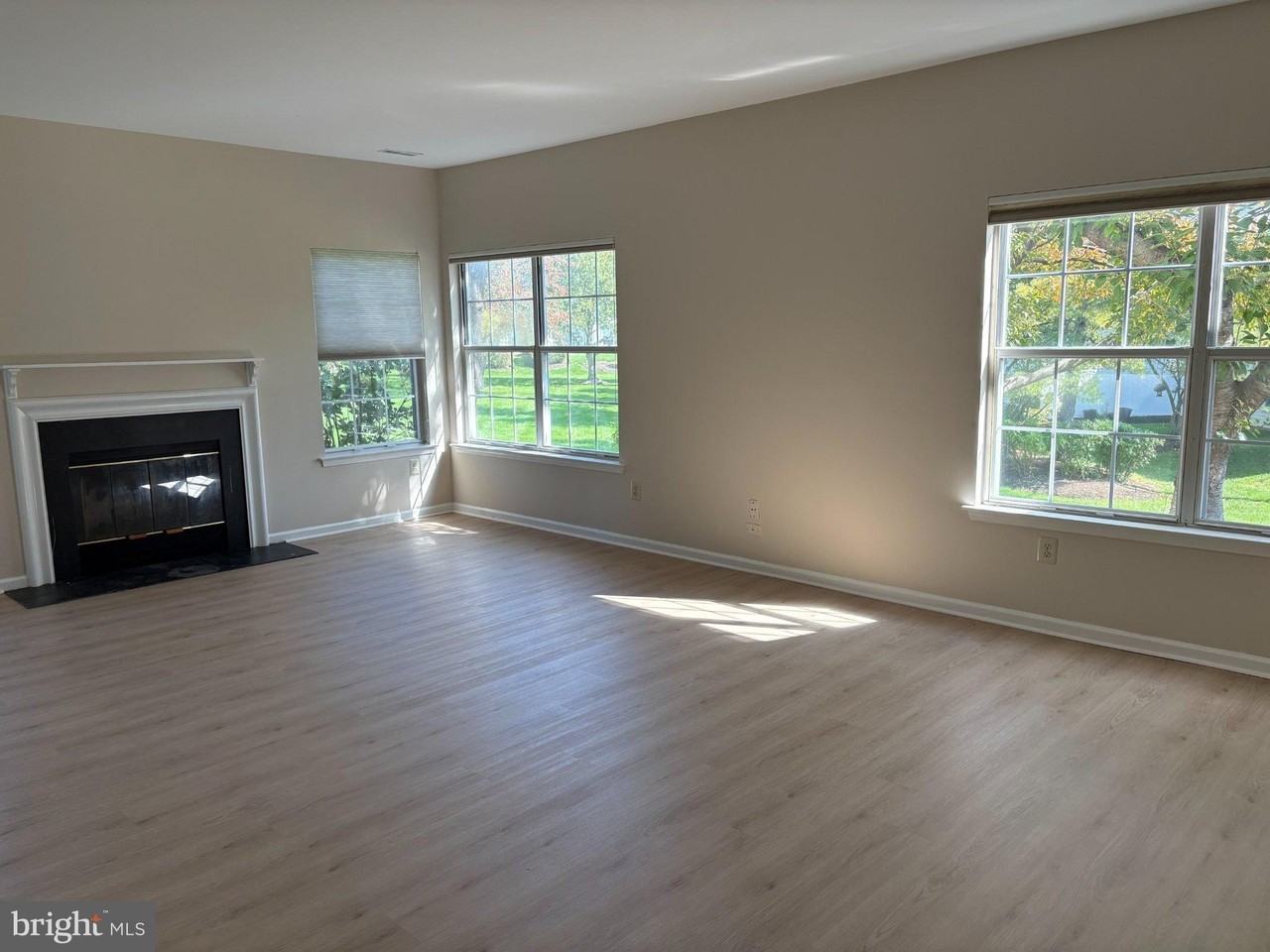 1007 Waterford Rd #154 - Photo 5 of 22