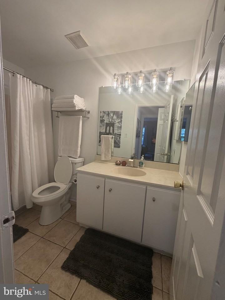 35011 Bennett Pl - Photo 2 of 10