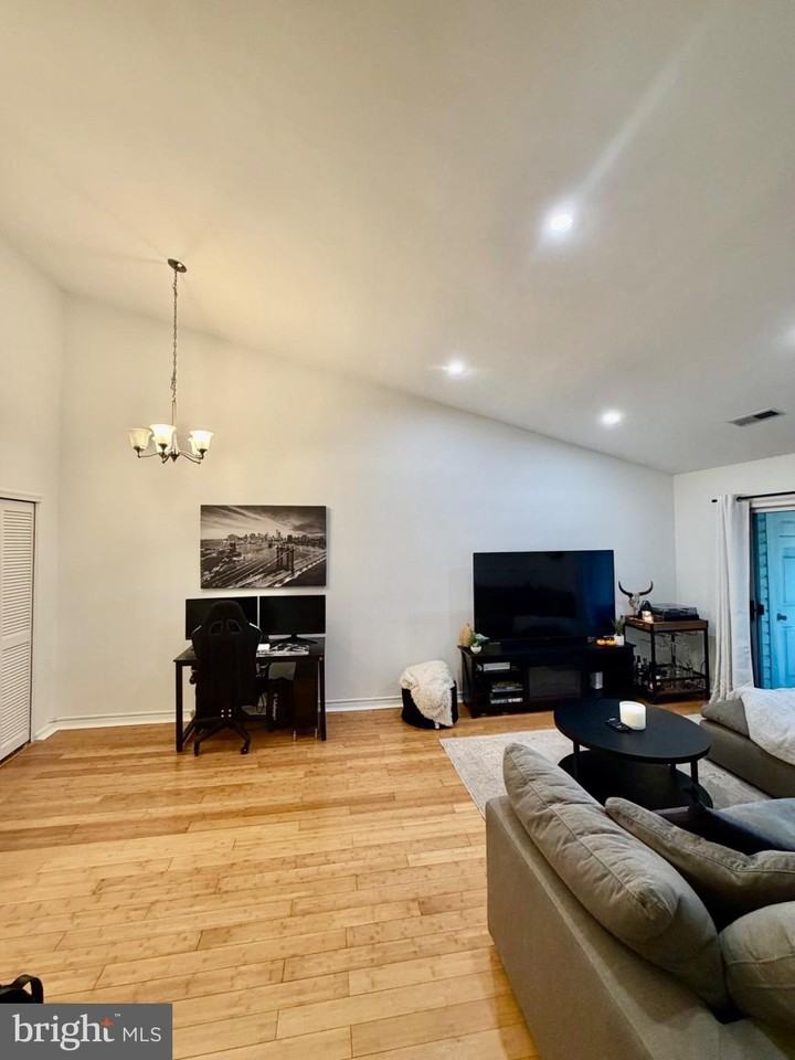 35011 Bennett Pl - Photo 7 of 10