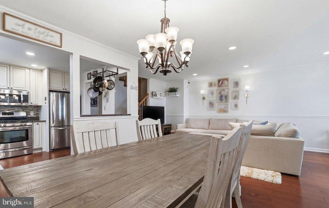 6705 Spruce Mill Dr - Photo 4 of 15