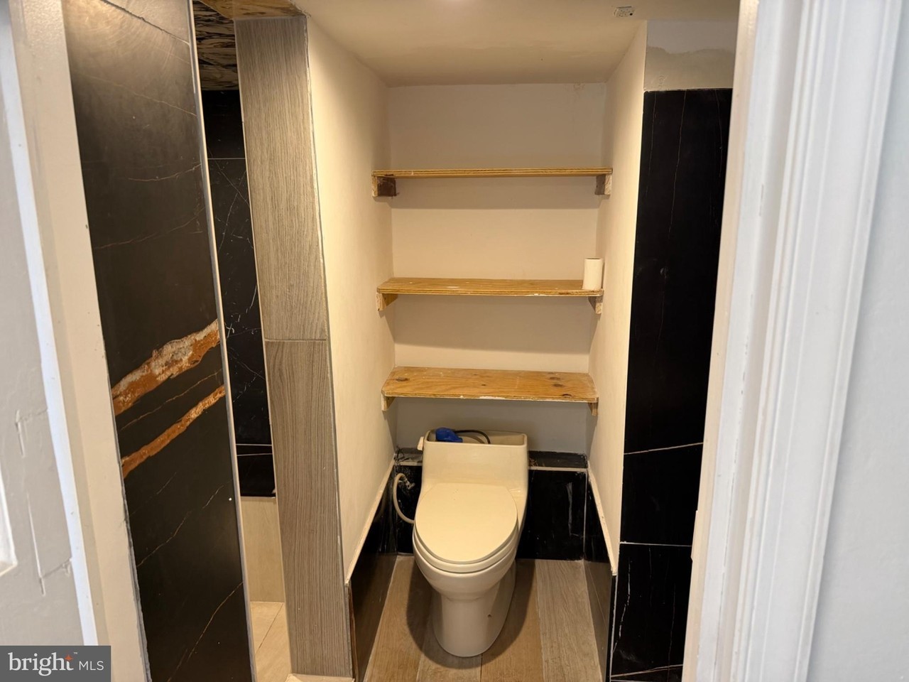 3956 N 7th St - Photo 6 of 13