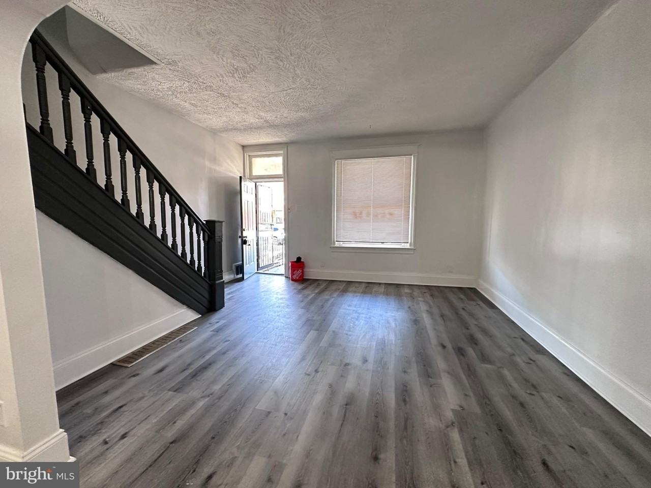 2224 S 63rd St - Photo 5 of 37