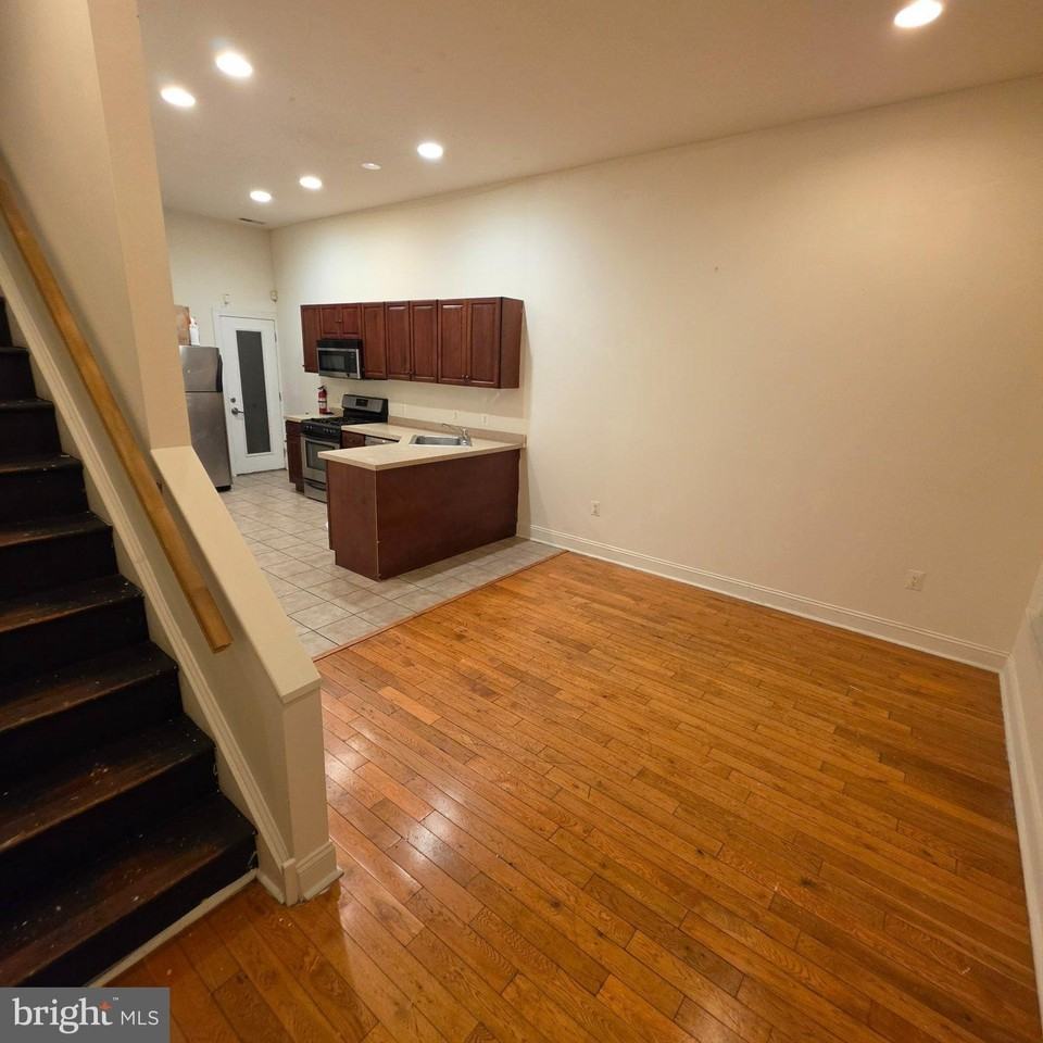 1951 N Gratz St #2 - Photo 5 of 15