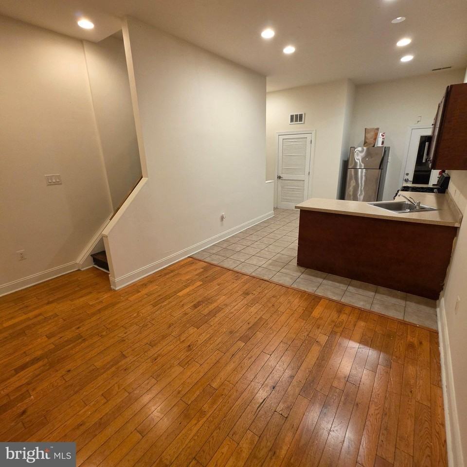 1951 N Gratz St #2 - Photo 6 of 15