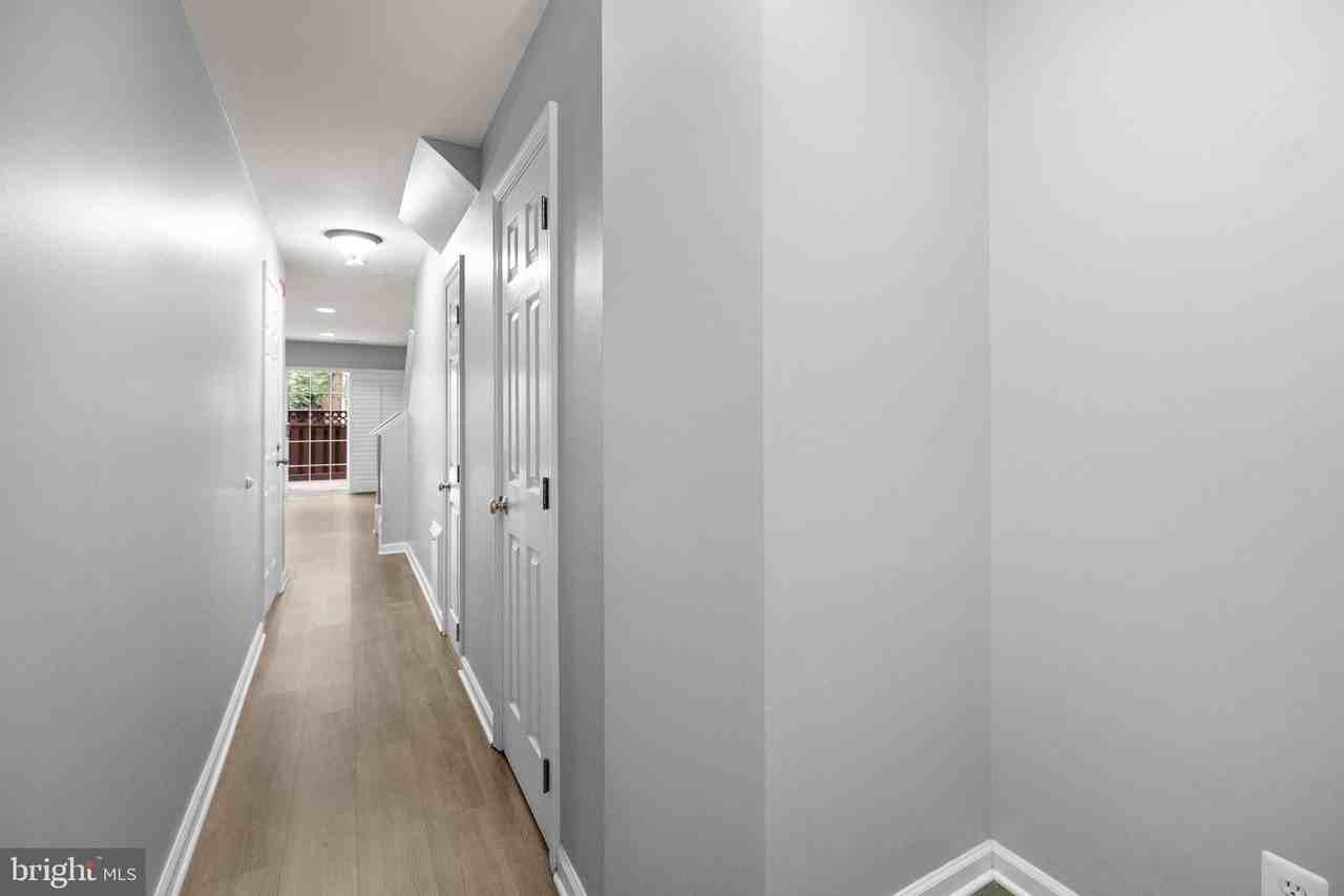 4929 Kilburn St - Photo 4 of 50