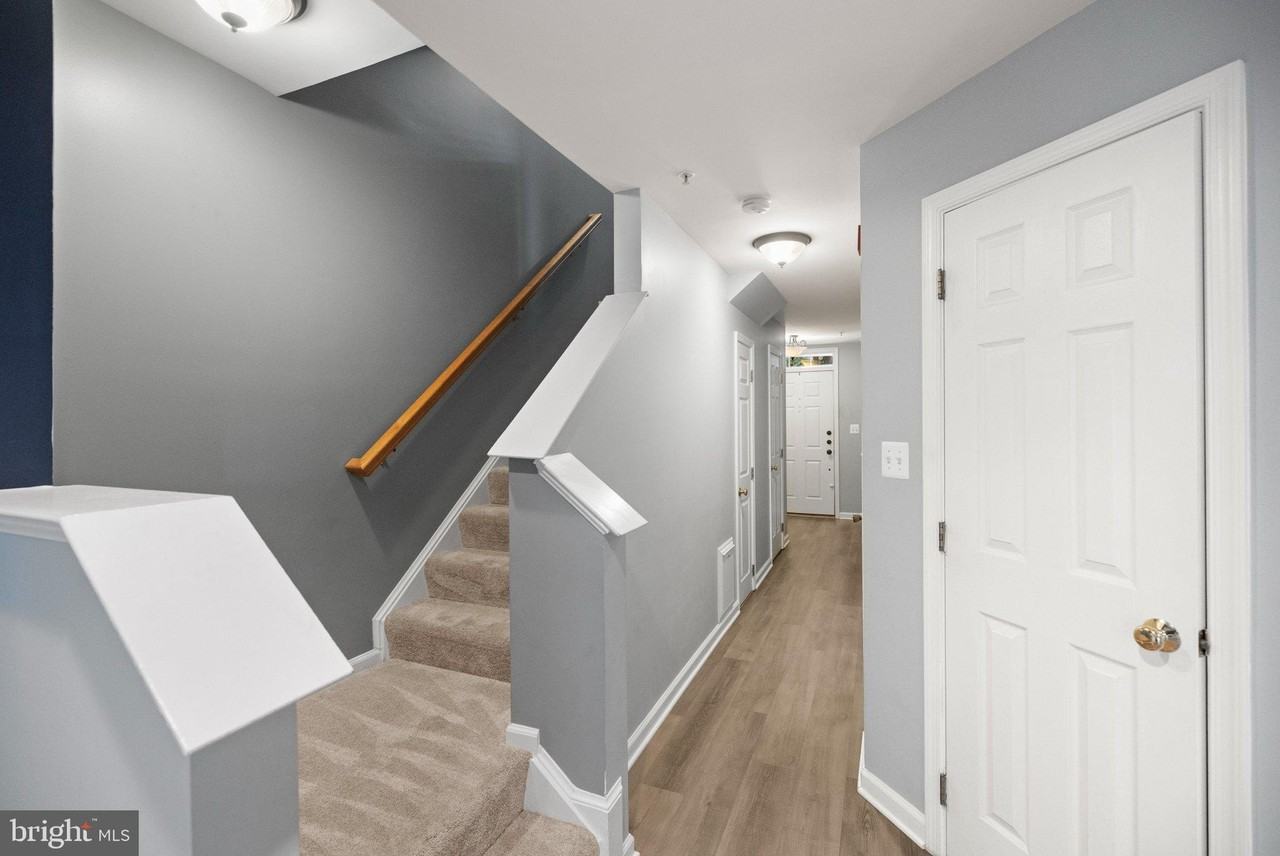 4929 Kilburn St - Photo 5 of 50