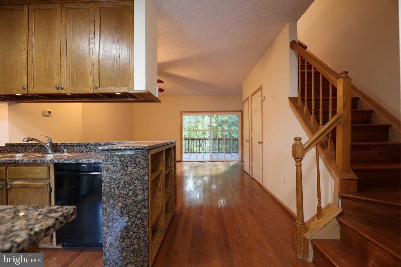 7248 Stover Dr - Photo 2 of 24