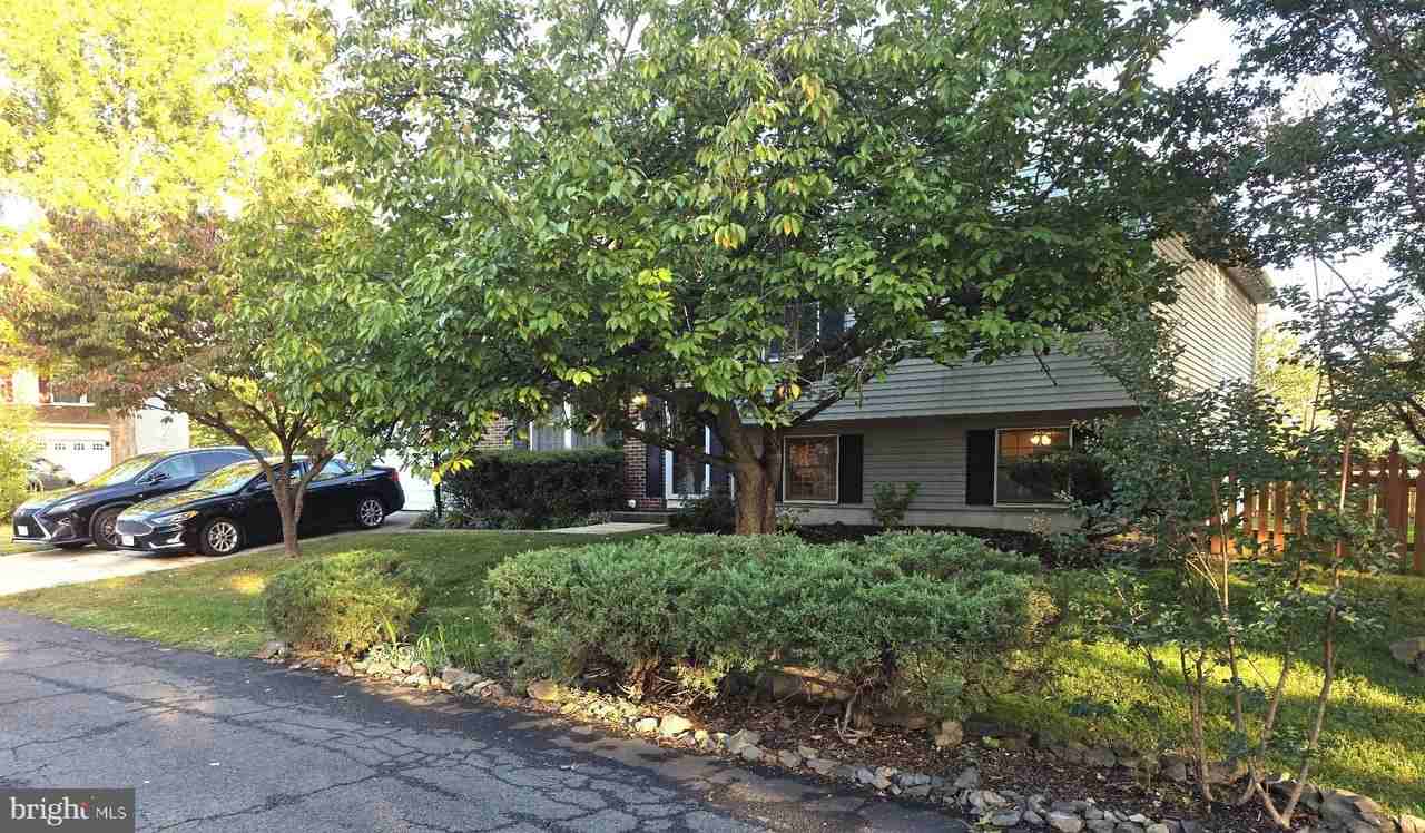 13012 New Austin Ct - Photo 2 of 18
