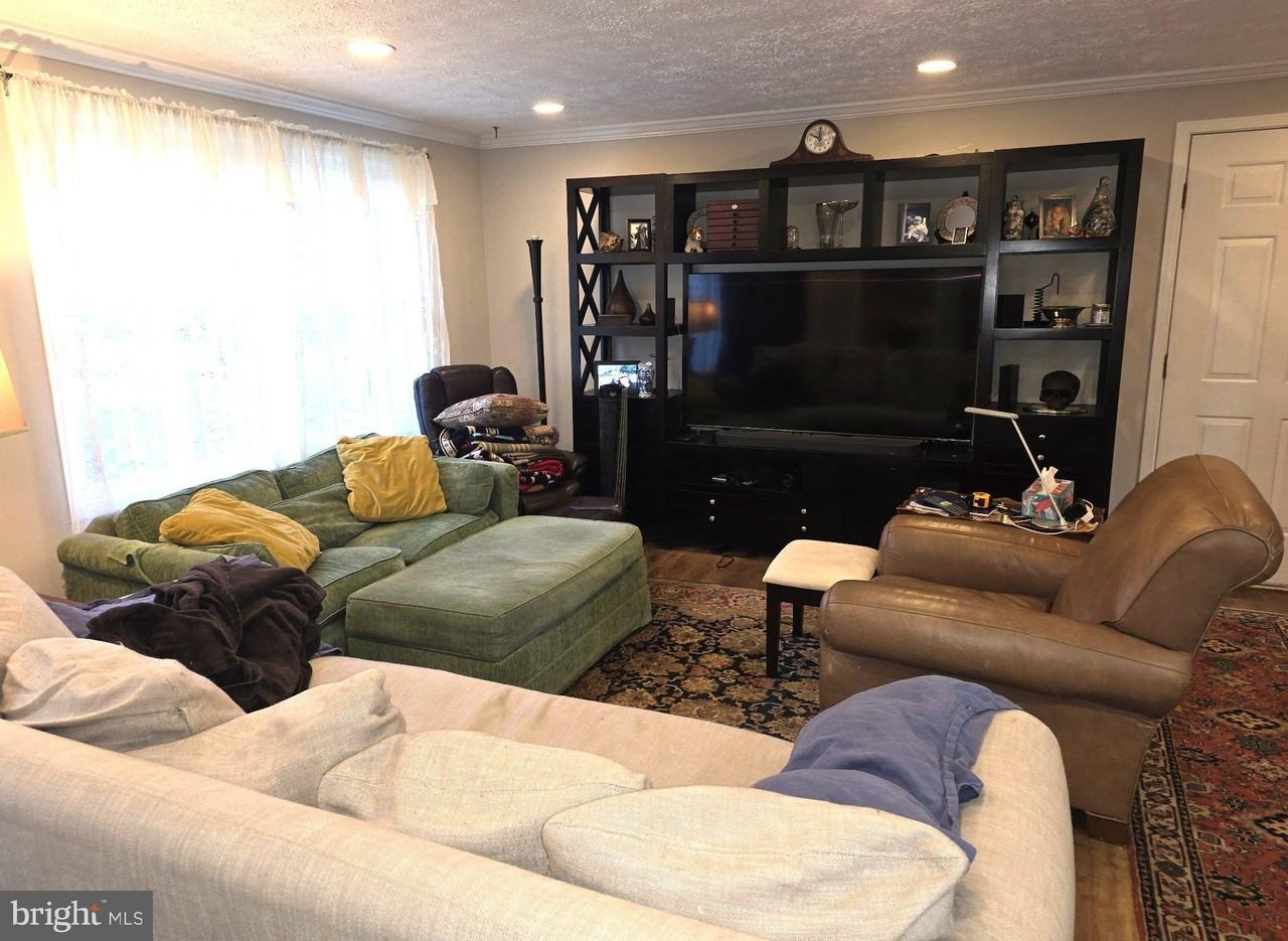 13012 New Austin Ct - Photo 3 of 18