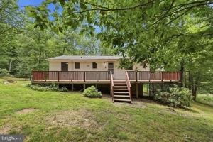 featured image of 371 Oak Hill Rd