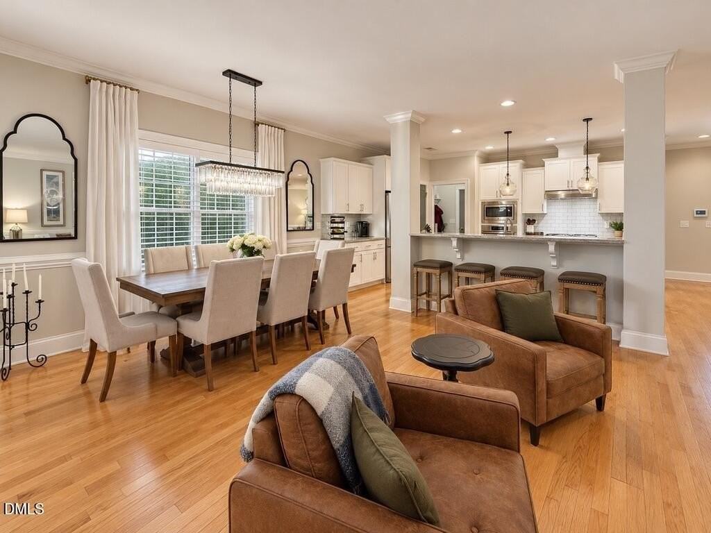 1046 Monmouth Loop - Photo 4 of 25