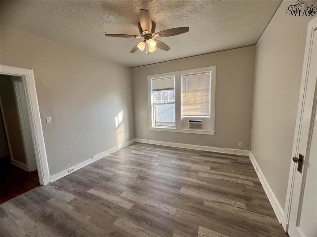 1109 Harrison St #6 - Photo 2 of 8