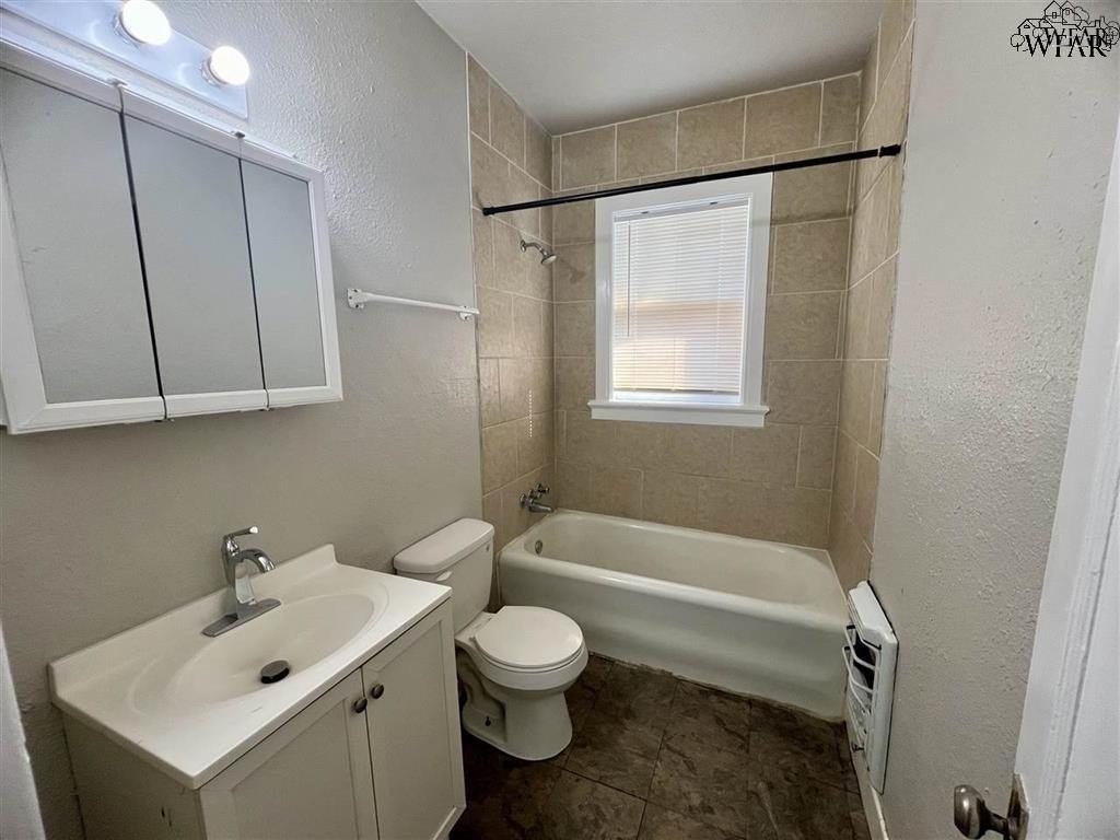 1109 Harrison St #6 - Photo 7 of 8