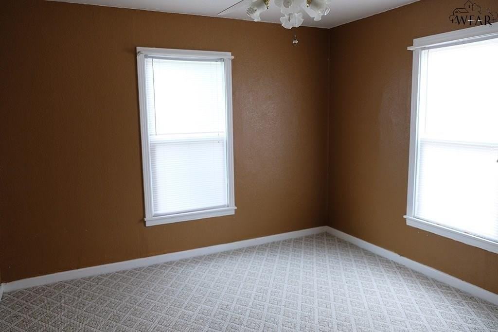 2910 Sherman Rd - Photo 6 of 7