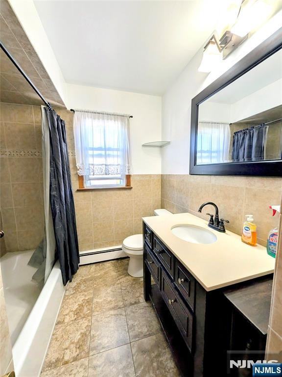 15 Henry St ##2 - Photo 5 of 18