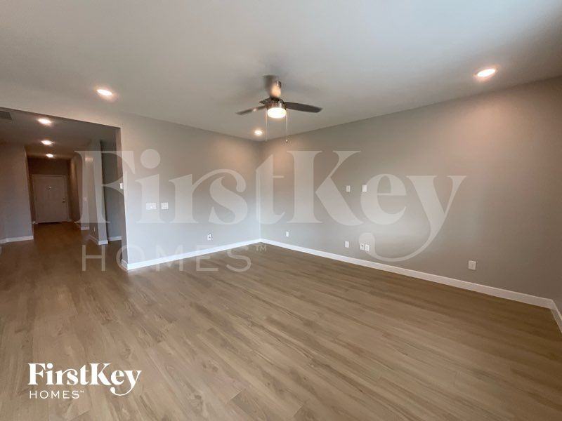 17033 W Alice Ave - Photo 3 of 13