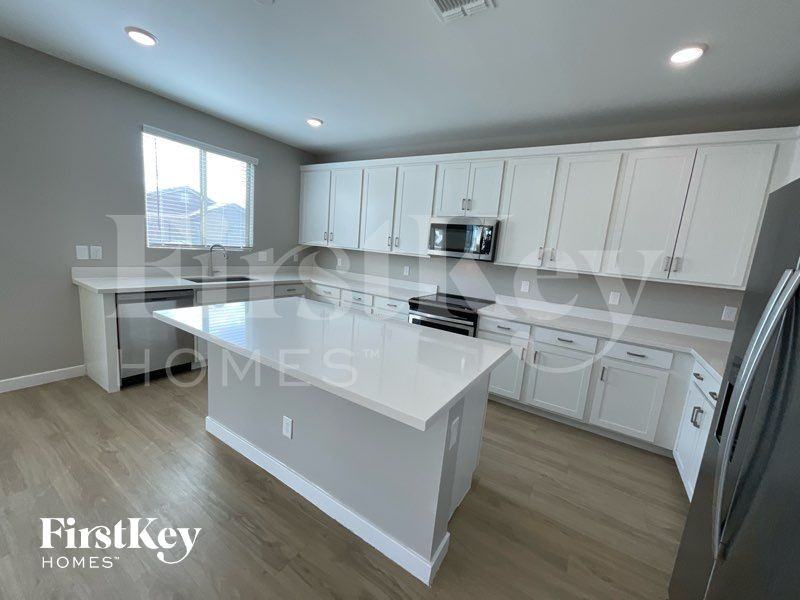 17033 W Alice Ave - Photo 6 of 13