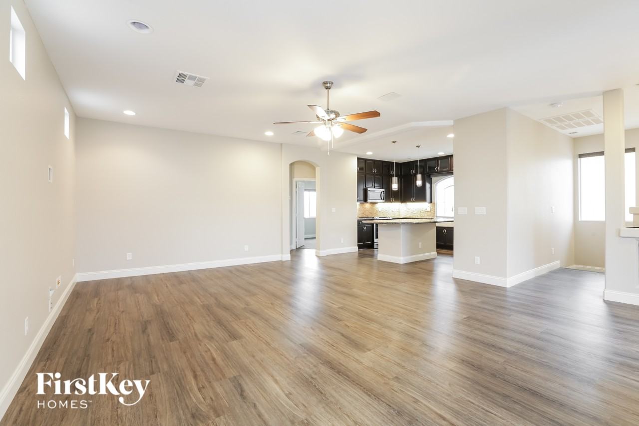 9256 Galen Glen Ct - Photo 5 of 16