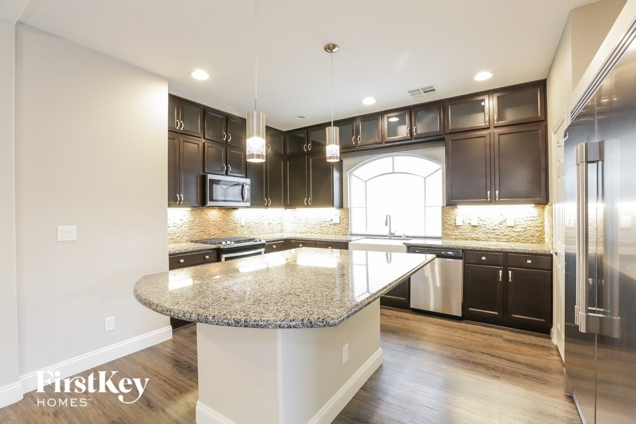 9256 Galen Glen Ct - Photo 6 of 16