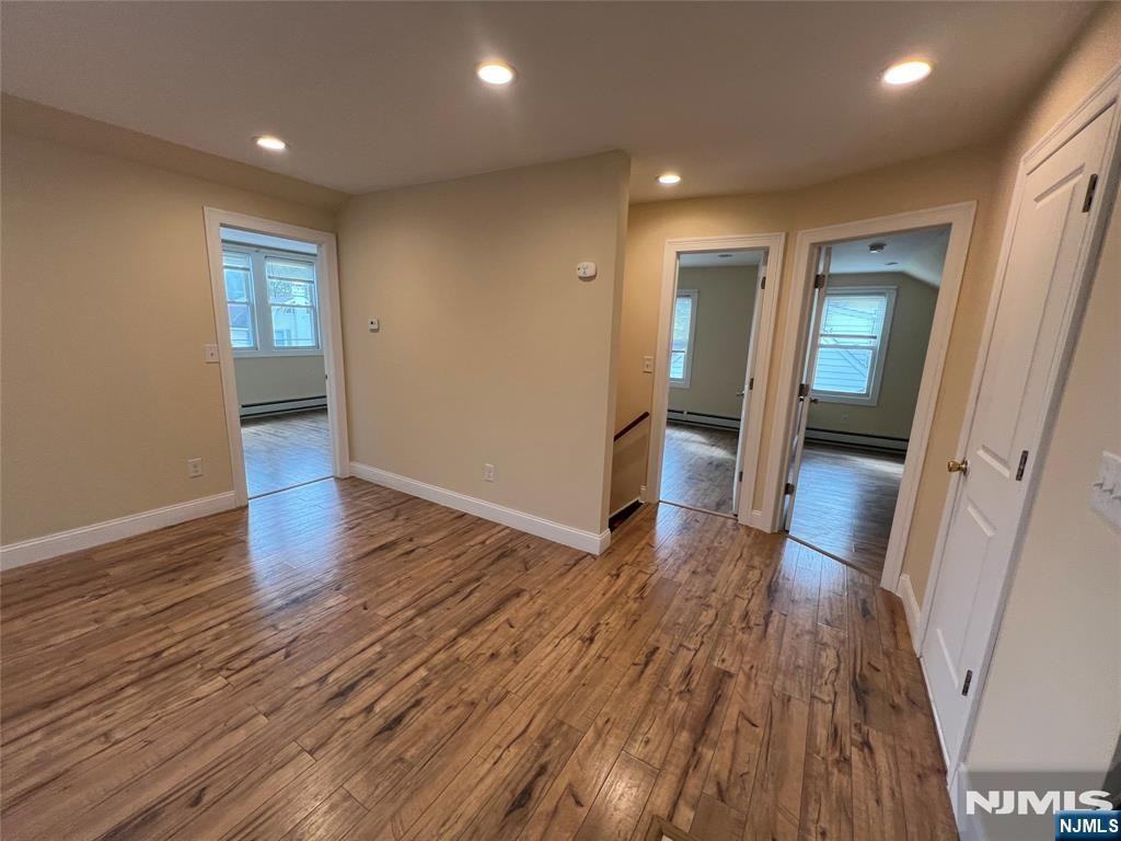 225 Argyle Pl - Photo 6 of 13