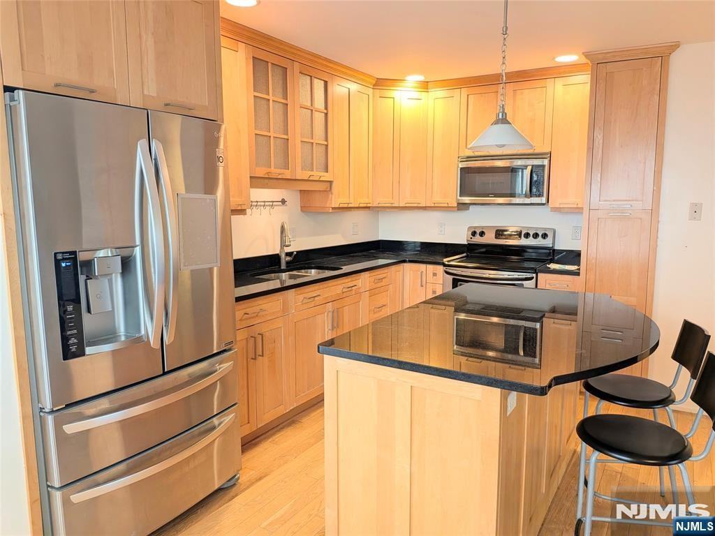 37 Park Row ##2 - Photo 7 of 39