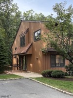 featured image of 21140 Westview