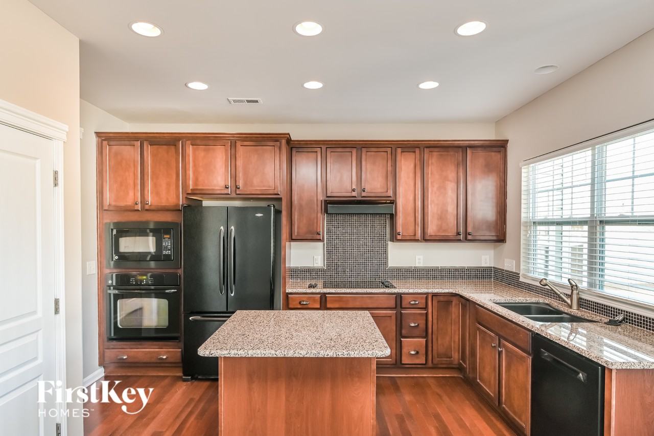 3562 Courage Ct Sw - Photo 7 of 15