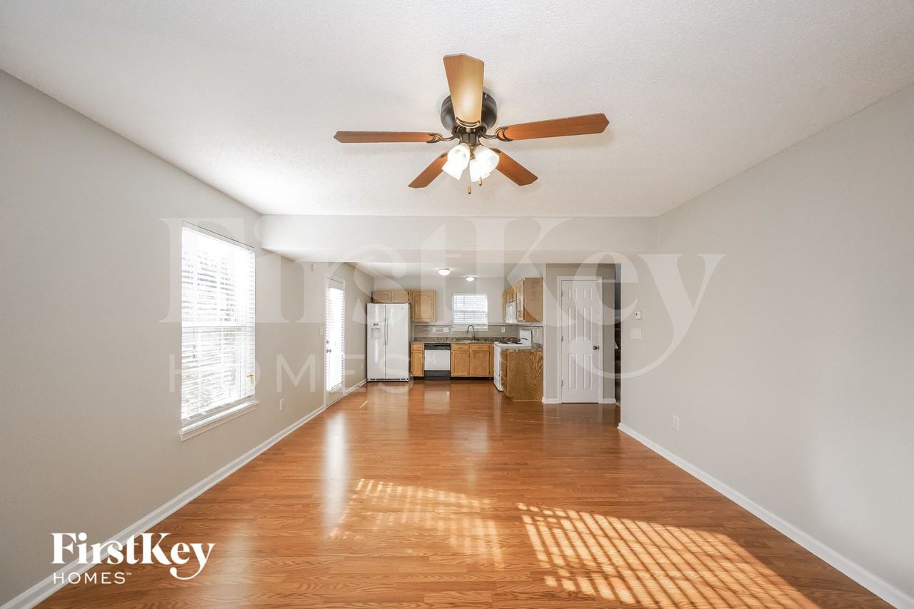 10345 Hornton St - Photo 2 of 15