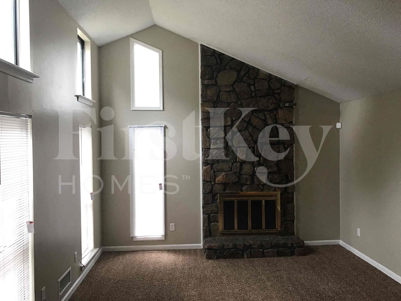 4431 Cedar Park Dr - Photo 2 of 14